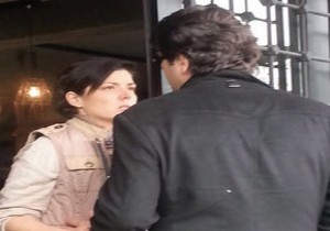 Şaşmaz Yine Yeni Sevgilisiyle Şaşırttı!