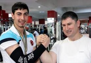 Baba oğul, dünya şampiyonu olmak istiyor