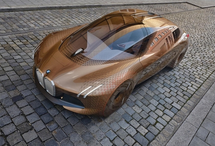 BMW’nin sürücüsüz araçları geliyor!