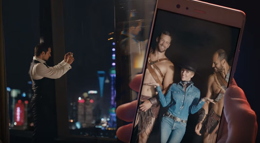 Huawei’nin yeni reklam yüzleri dikkat çekti