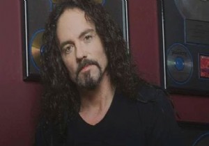 Nick Menza sahnede yaşamını yitirdi!