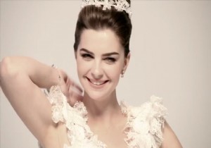 İşte Karahan ın doğum sonrası ilk fotoğrafı!
