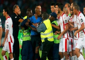 Olay hakeme 6 ay futboldan men cezası verildi!