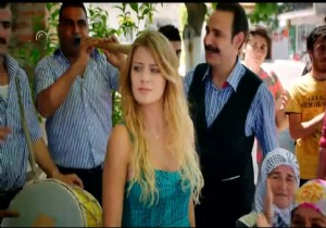 Güzel Köylü ye Güzel Konuk Oyuncu..!!