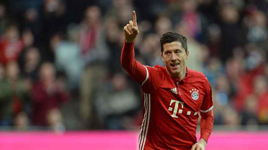 Lewandowski  hat-trick  yaptı