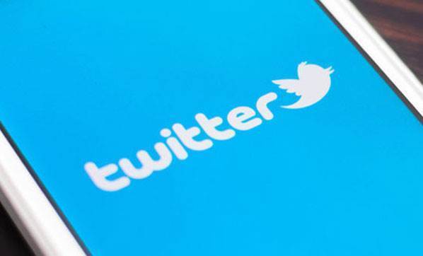 Twitter ve Facebook Para Dağıtıyor!