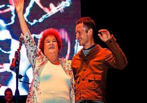 Yüzüklerin Efendisi ‘Frodu’ Selda Bağcan ile konser verdi