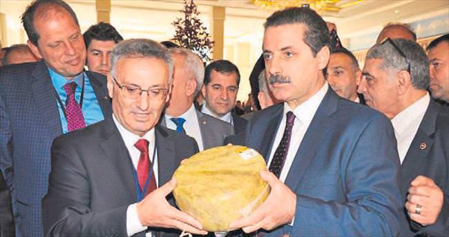 Çelik: Süt piyasasıyla oynayanla biz de oynarız