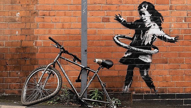 Banksy’nin duvar resmi kaldırıldı