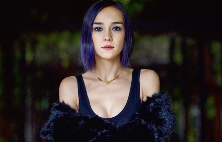 Türkü Turan hayalindeki dövmeyi yaptırdı