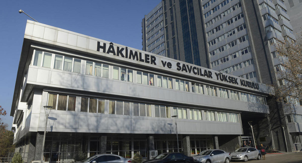 Eski HSYK Genel Sekreteri ne FETÖ üyeliğinden hapis cezası