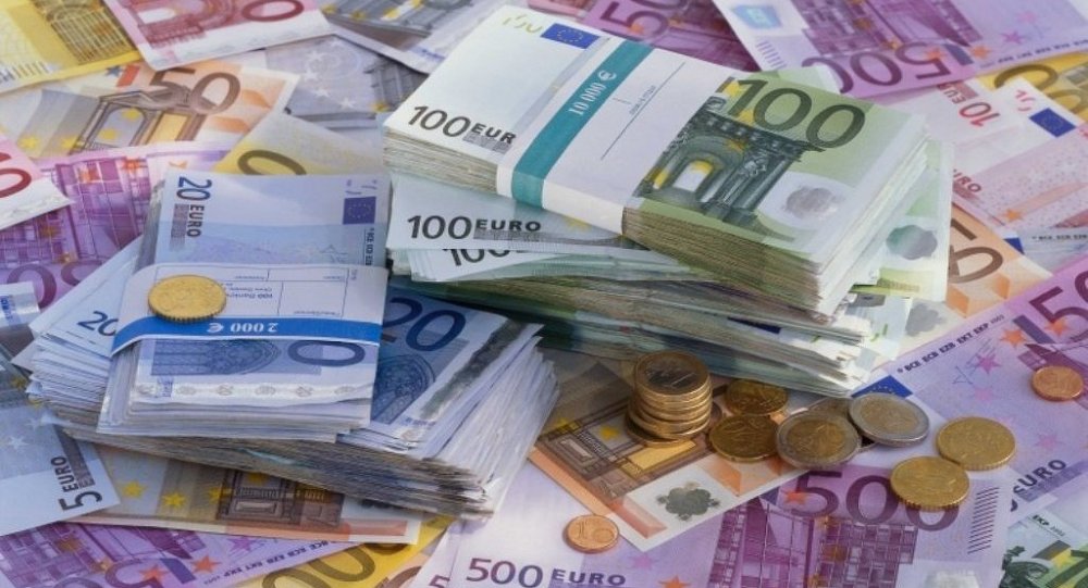 Euro rekor sonrası en düşük seviyede