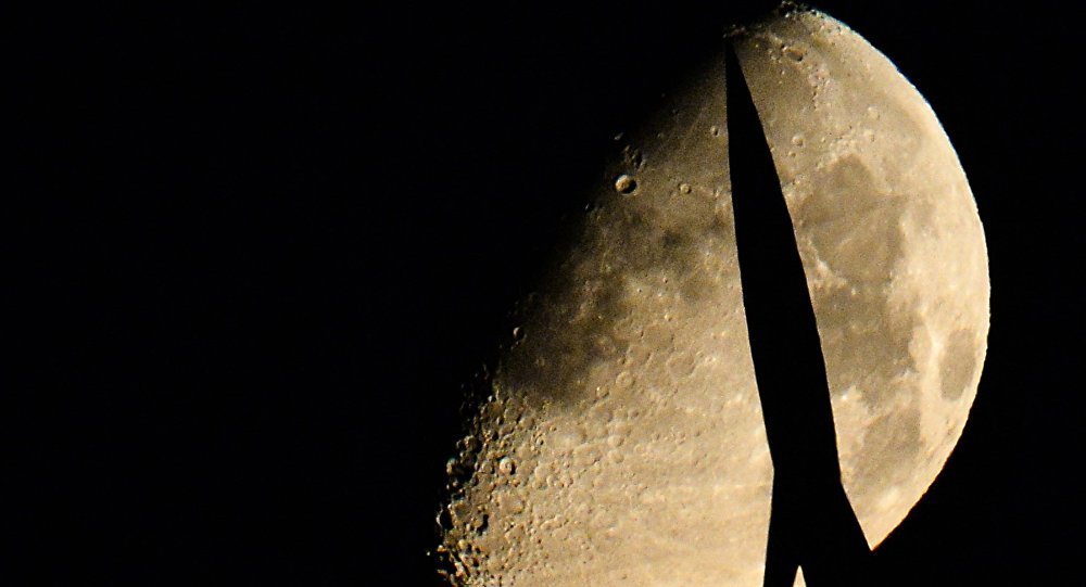 NASA, Ay ın yörüngesine istasyon inşa edecek
