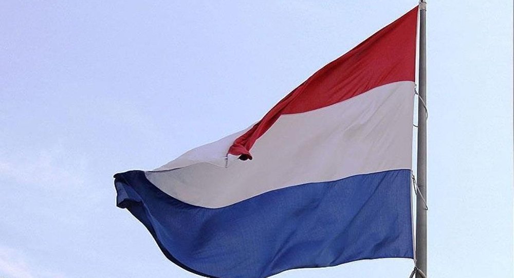 Bir skandal karar da Hollanda dan