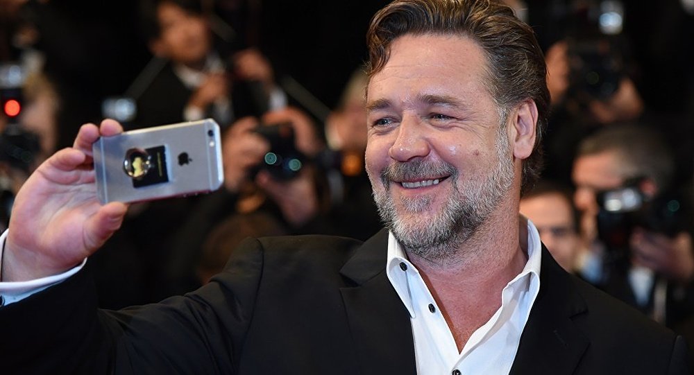 Russell Crowe dan F.Bahçe paylaşımı