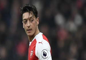 Arsenal'dan Mesut Özil açıklaması