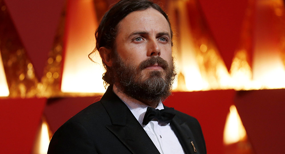 Cinsel tacizle suçlanan Casey Affleck, Oscar sunuculuğundan çekildi