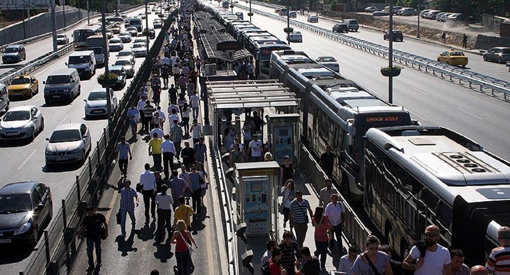 Metrobüs kullananlara uyarı