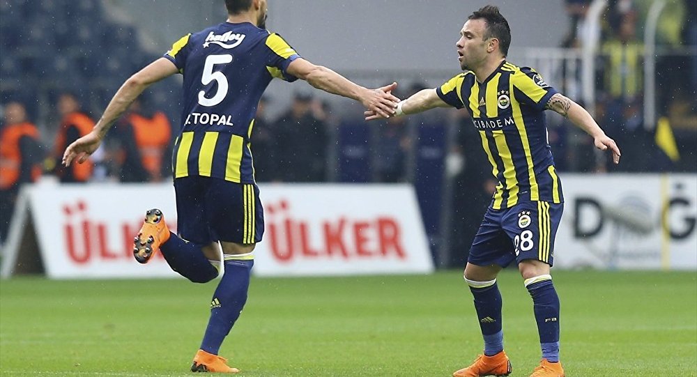 Fenerbahçe, Bursaspor u 2-1 mağlup etti