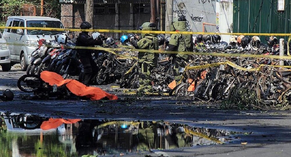 Endonezya da iki kiliseye bombalı saldırı: 9 ölü