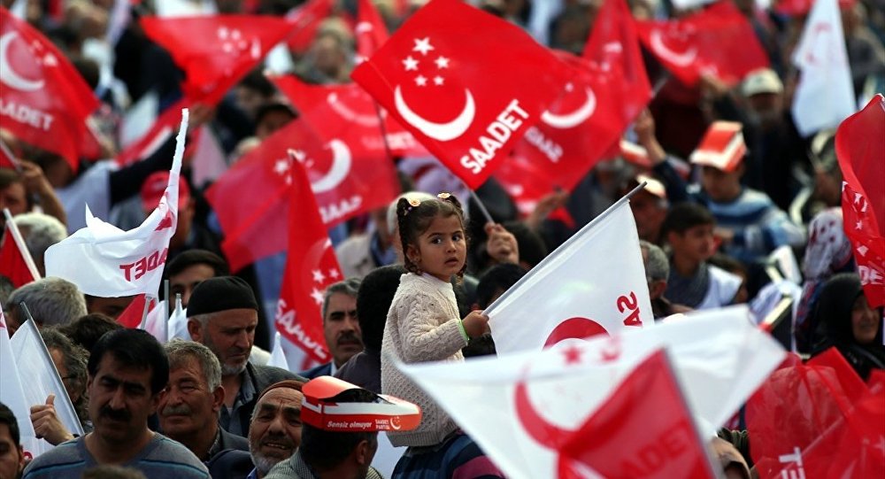 Saadet Partililer, CHP den istifa etti