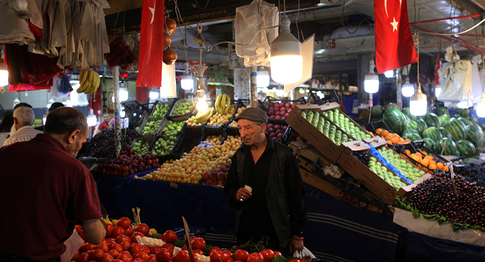 Gıda fiyatları belediyelerle düşmez!