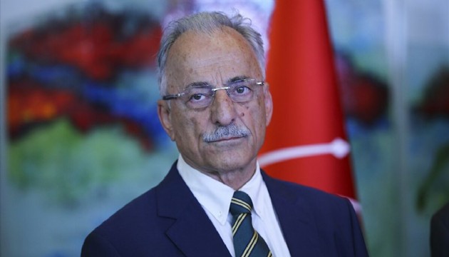 Karayalçın'ın adı meydana verildi