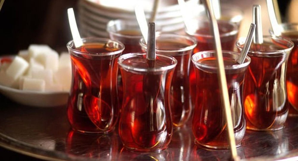 Çayı böyle içmek kansere davetiye çıkarıyor