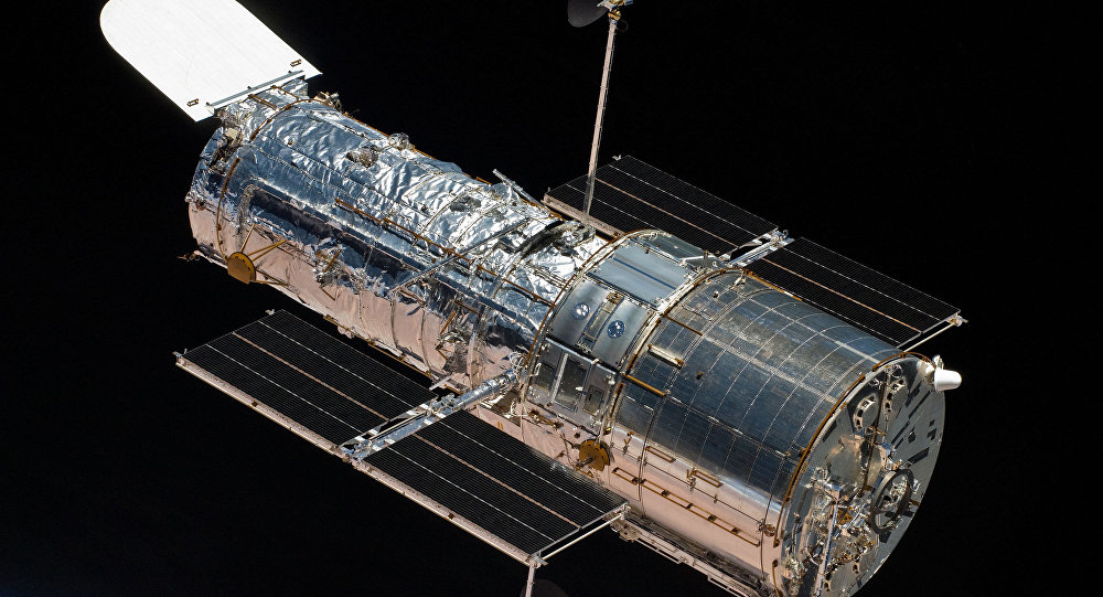 Hubble, 110 ışık yılı uzaklıktaki bir gezegende sıvı hâlde su tespit etti