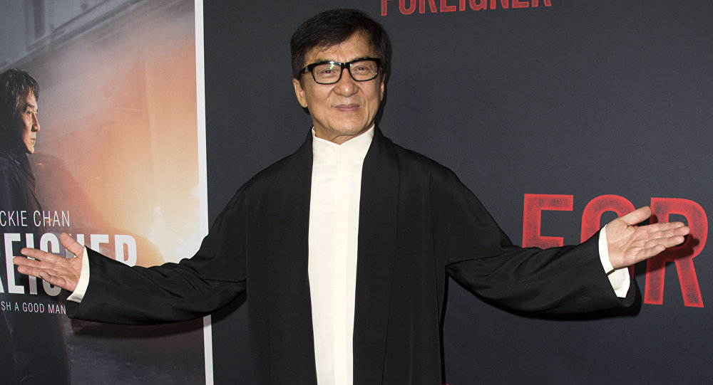 Jackie Chan in kızı Kanadalı kız arkadaşıyla evlendi