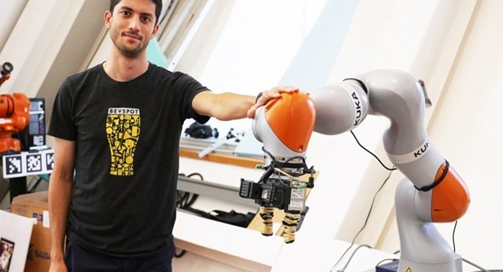 Yapay zekalı robot evleri toplayacak