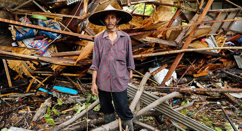 Endonezya daki tsunamide ölü sayısı 400 e yaklaştı