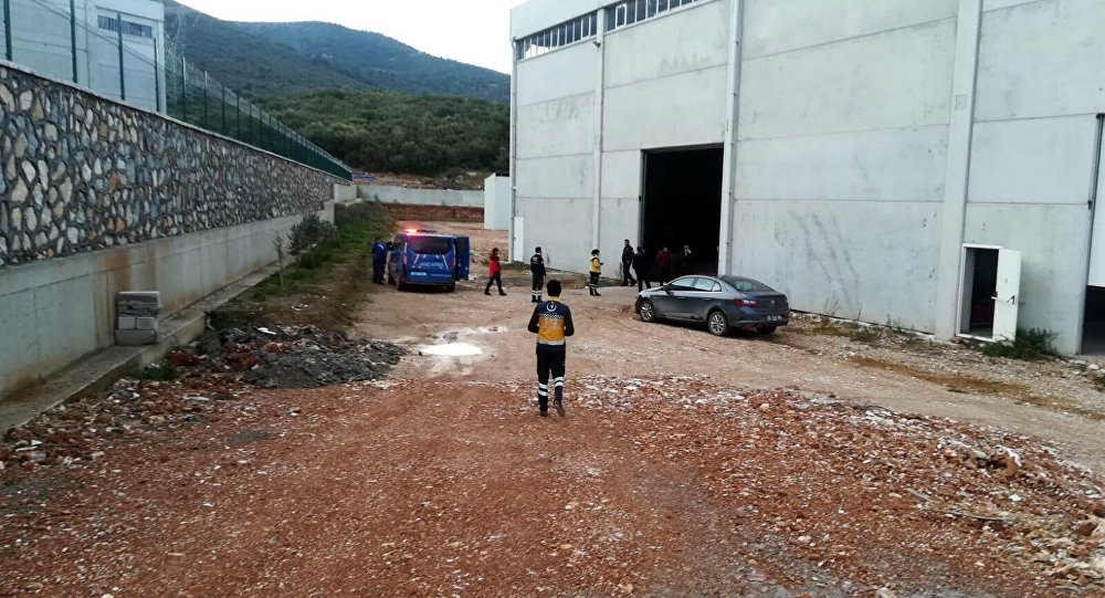 İzmir de bir fabrikada kazan patladı: 2 ölü
