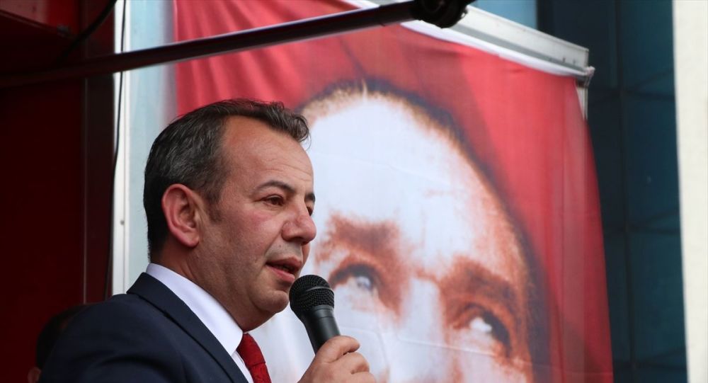 Bolu Belediye Başkanı Tanju Özcan hakkında suç duyurusu