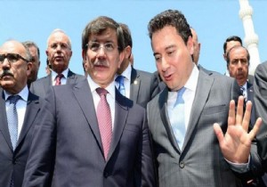 'Davutoğlu ve Babacan gibi isimler,  'sahada görünmeme' kararı almışlar'