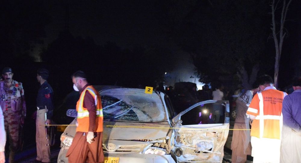 Pakistan da polise saldırı: 4 ölü