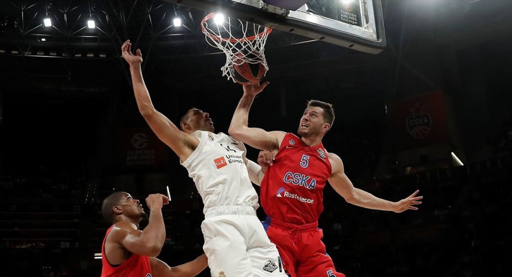 Anadolu Efes in rakibi CSKA Moskova