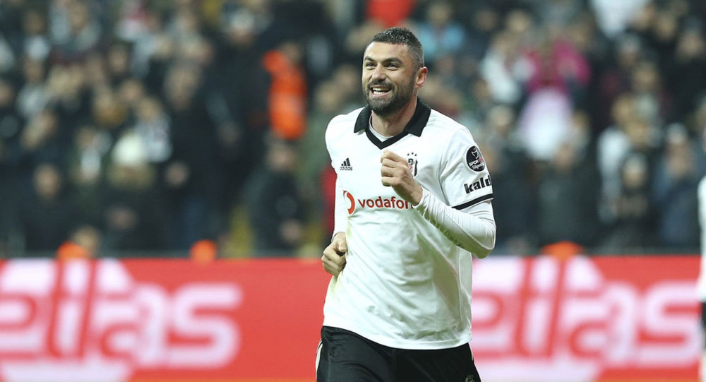 Burak Yılmaz hastanelik oldu
