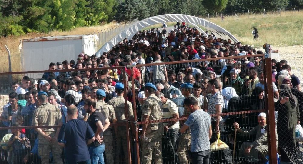 Bayram için ülkesine giden Suriyeliler Türkiye ye geri döndü