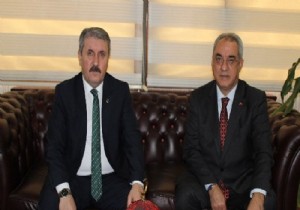 BBP ve DSP'den belediye başkanlarının görevden alınmasına destek