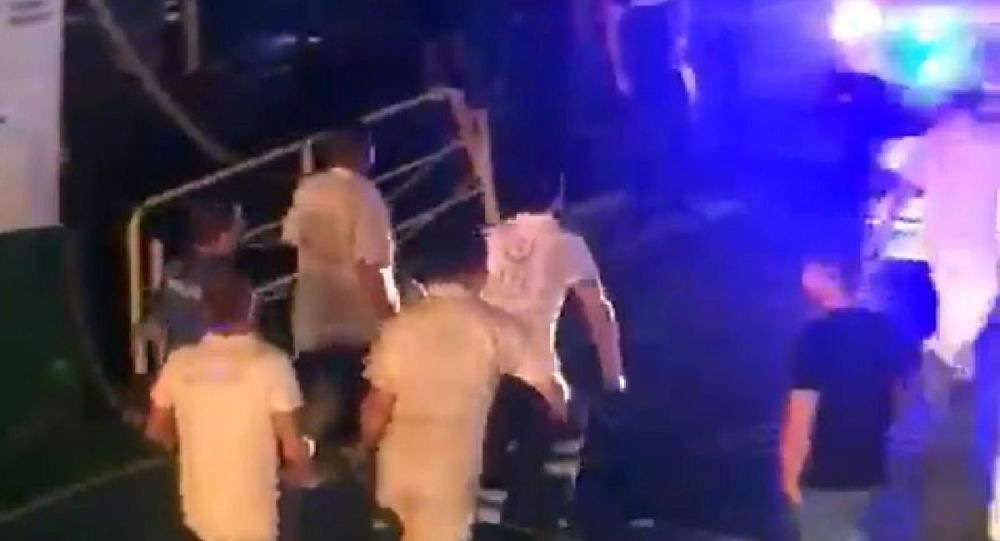 Feribot iskeleye çarptı: 4 ü çocuk 7 yaralı