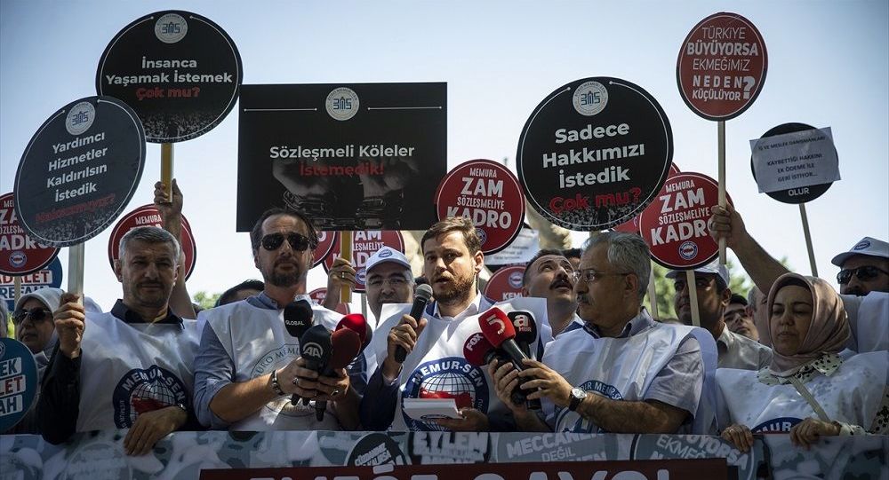 Memur-Sen den  Emeğe Saygı, Adalete Davet  eylemi: Biz bu ülkenin alın teriyiz