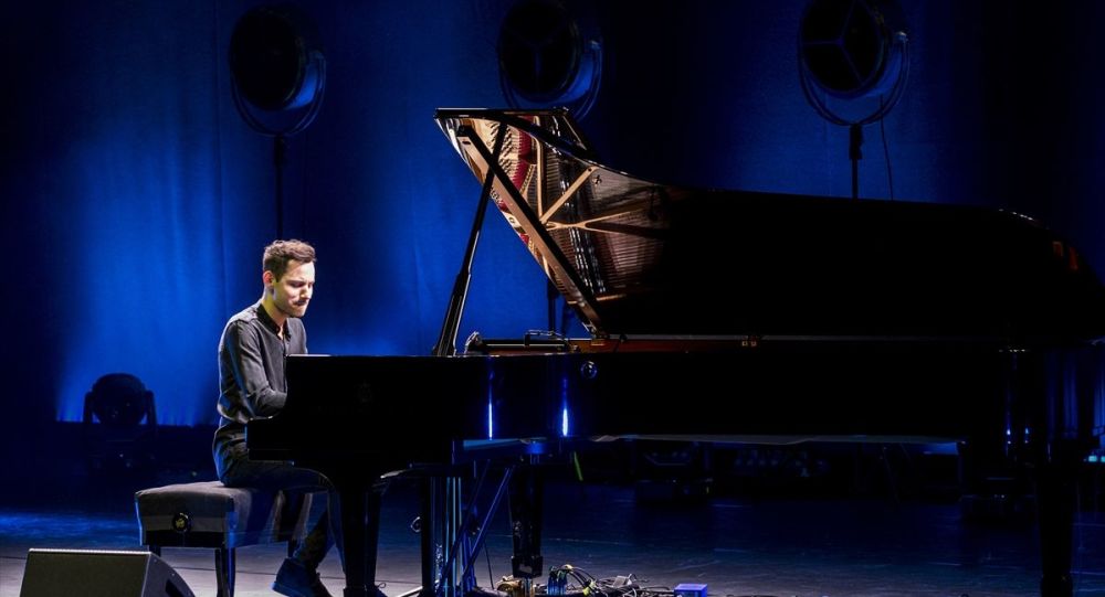  En hızlı piyanist  İstanbul da konser verdi