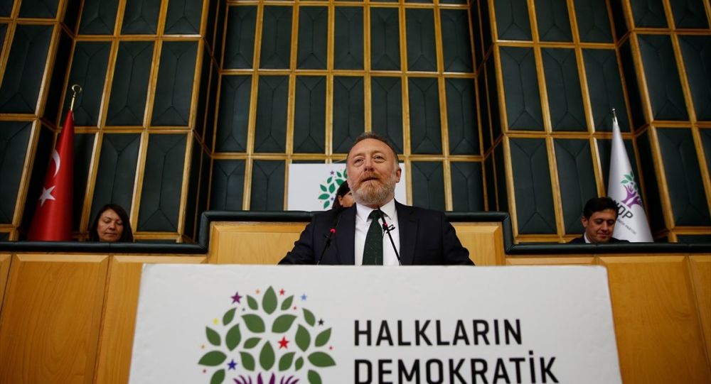 HDP: Tezkerelere  evet  derseniz bir kez daha bu suça ortak olacaksınız