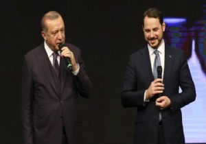 AK Parti'de liderlik çatlağı
