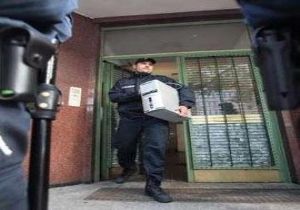 Almanya da camiye kilit vuruldu