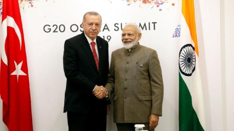Erdoğan, Narendra Modi ile bir araya geldi
