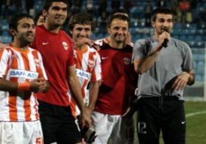Futbolcu nun Evlenme Teklifi Böyle Olur!