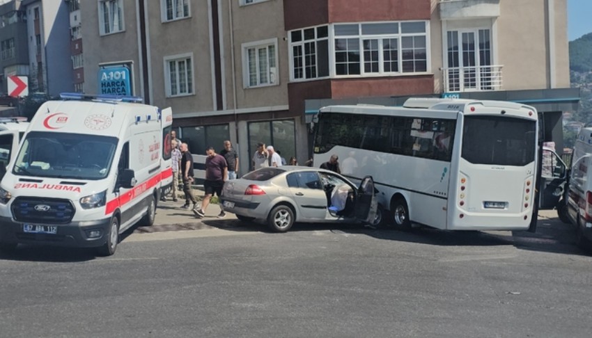 Otobüs ile otomobil çarpıştı: Çok sayıda yaralı var