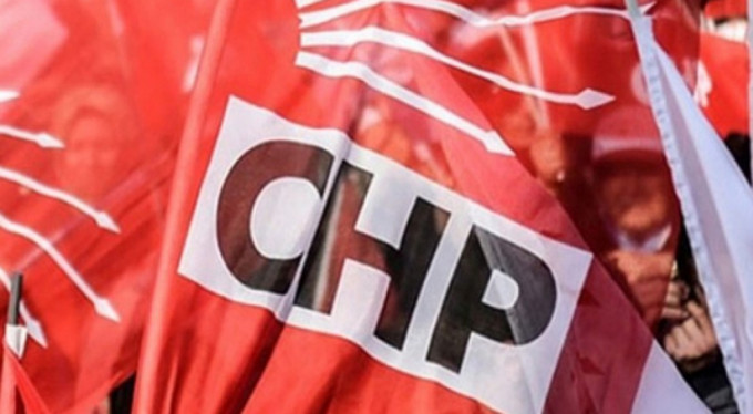 CHP de kurultay için imzalarda son gün